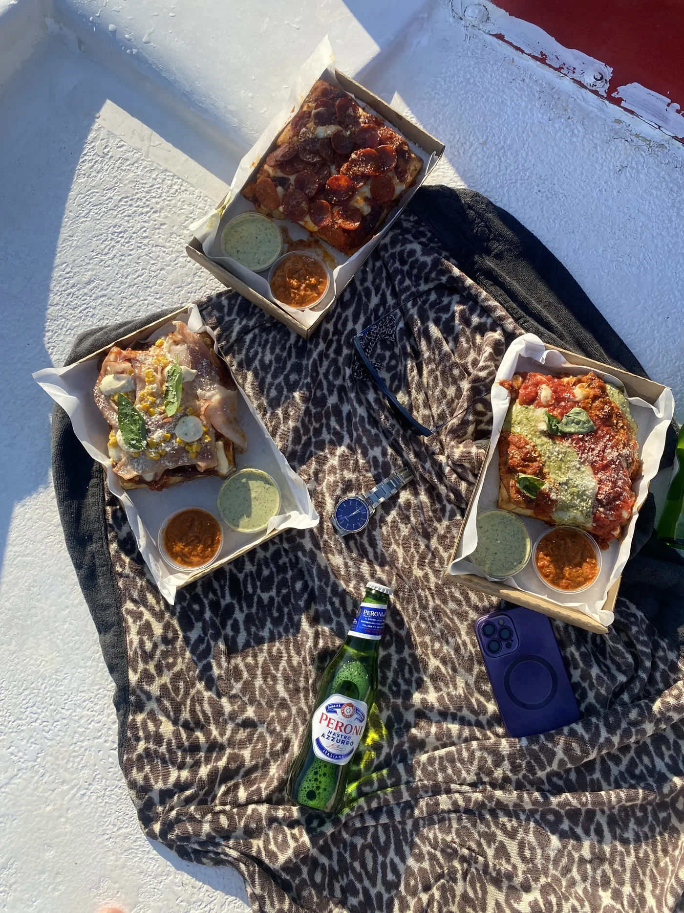 Pizza Yolo — Beach